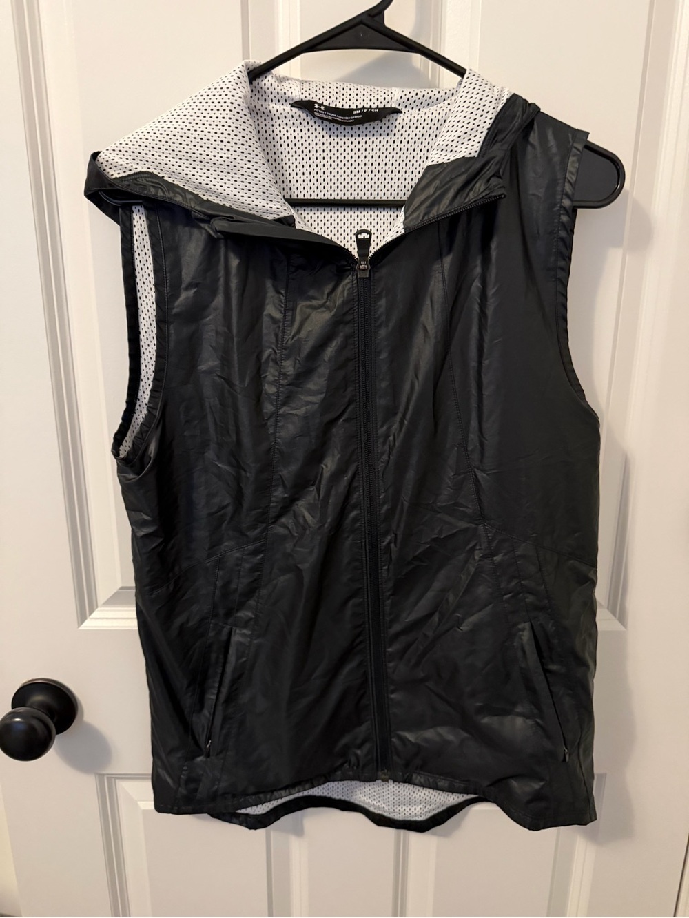 Under Armour Black Hooded Lightweight Vest with White Lining
